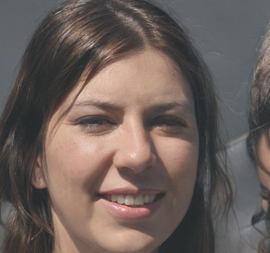 Retrato profesional de facilitadora del programa